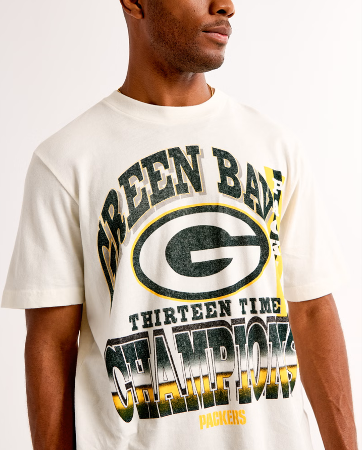 Green Bay Packers Retro Championship Graphic T-Shirt - LeagueLockerGear