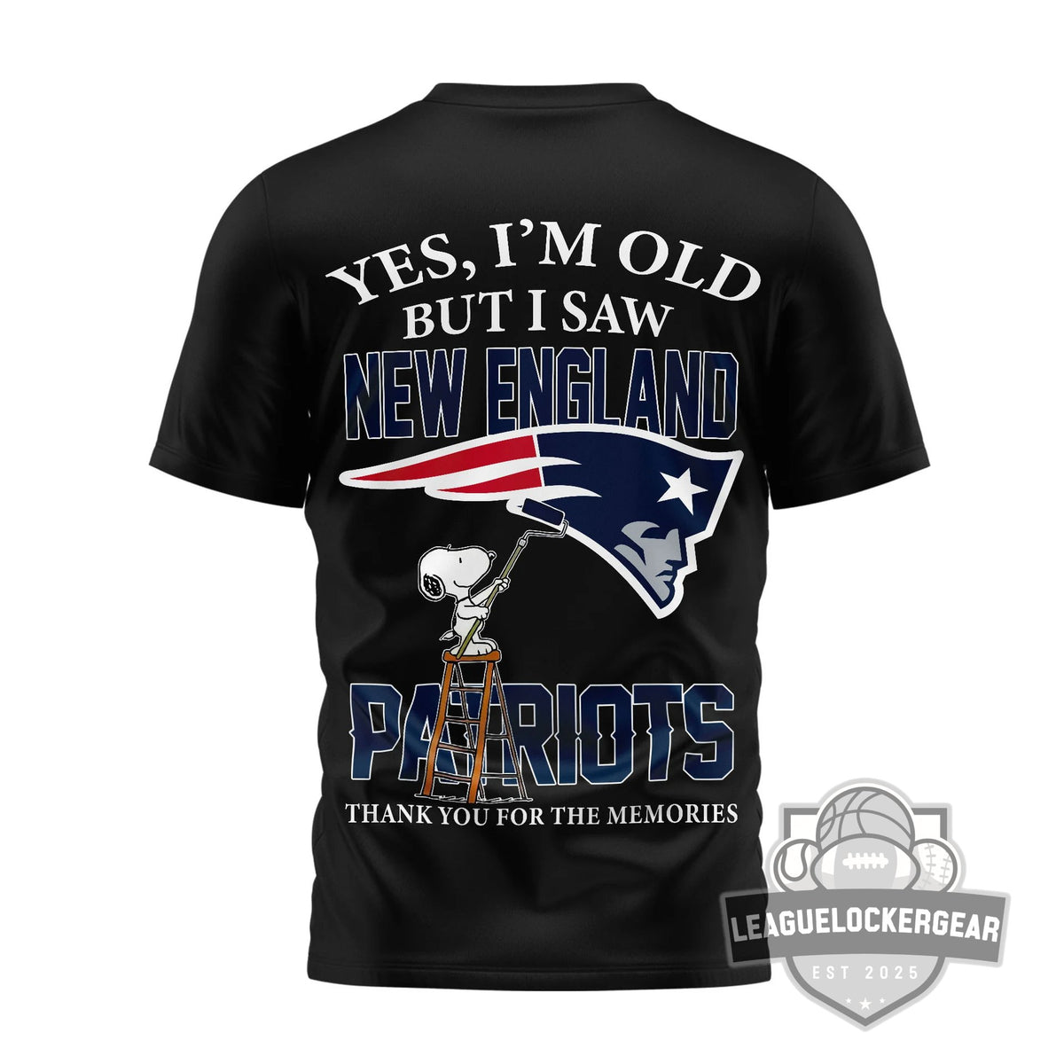 New England Patriots Snoopy Yes I'm Old But I Saw Patriots Greatness T-Shirt - LeagueLockerGear